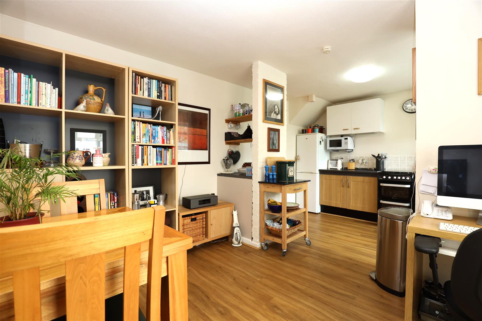 Druids Green, Cowbridge, Vale of Glamorgan, CF71 7BP